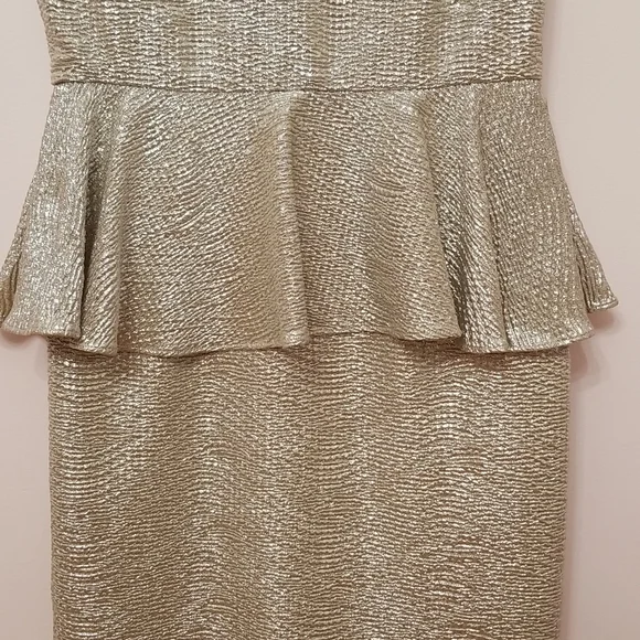 Gold metallic dress, size S - Picture 6 of 16